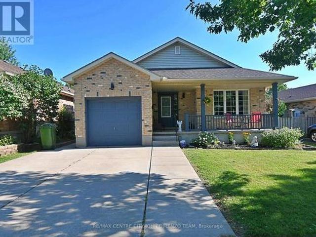 House for sale in St. Thomas, Ontario