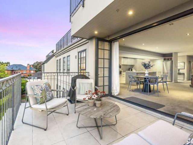 Apartment for sale in Hillersden