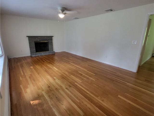 Property for rent in East Greenwich, Rhode Island