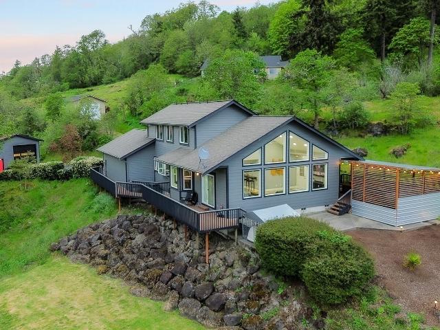 House for sale in Kelso, Washington