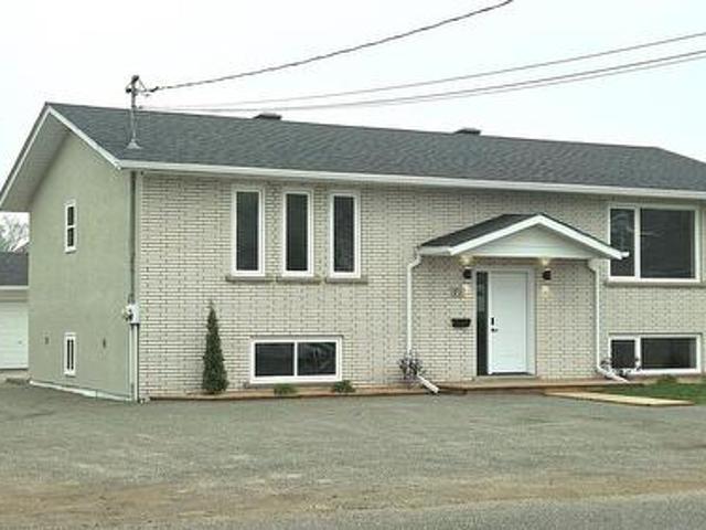 House for sale in Thunder Bay, Ontario