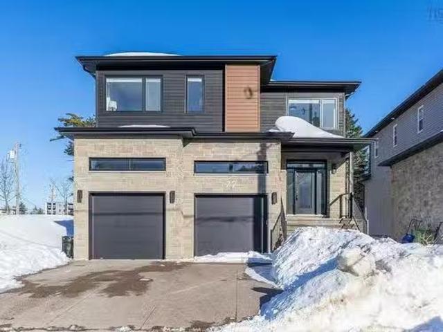 House for sale in Bedford, Nova Scotia
