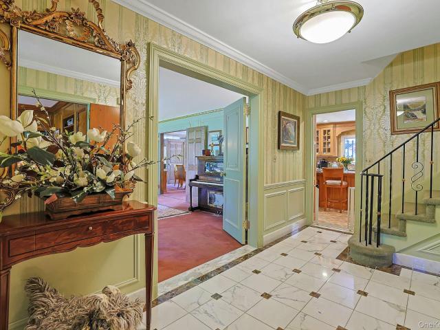 House for sale in Elmsmere, City of Mount Vernon