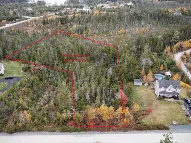 House for sale in Upper Tantallon, Nova Scotia