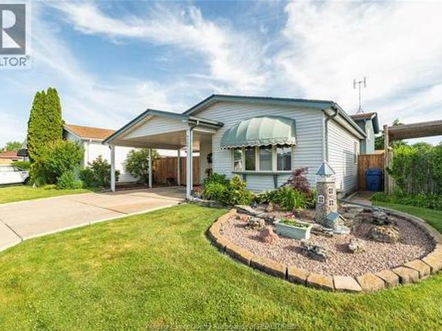House for sale in Essex, Ontario