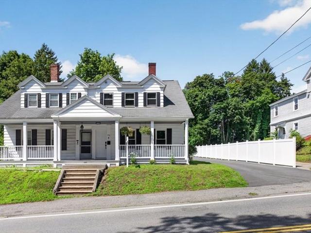 Condo for sale in Clinton, Massachusetts