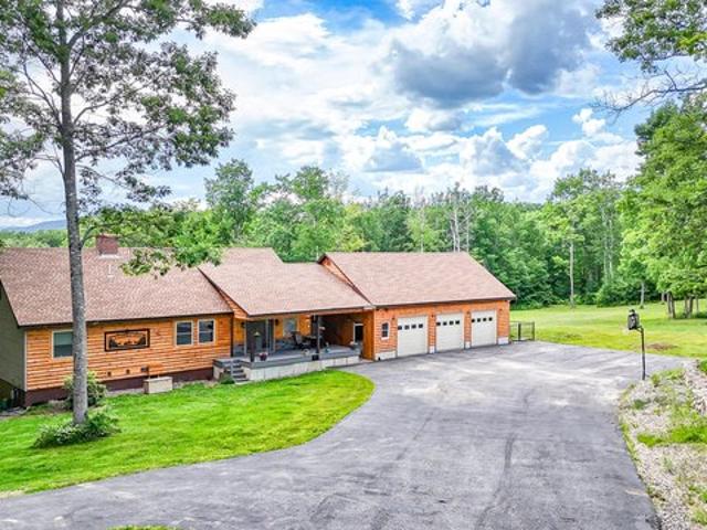 House for sale in Paris, Maine