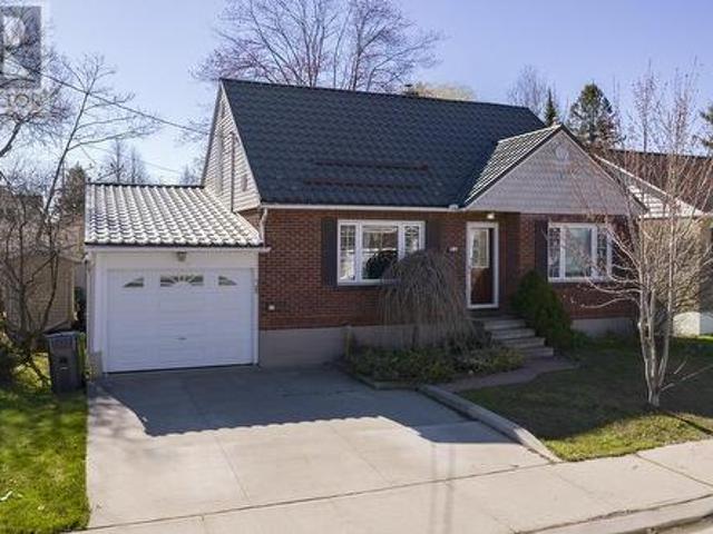 House for sale in Sault Sainte Marie, Ontario
