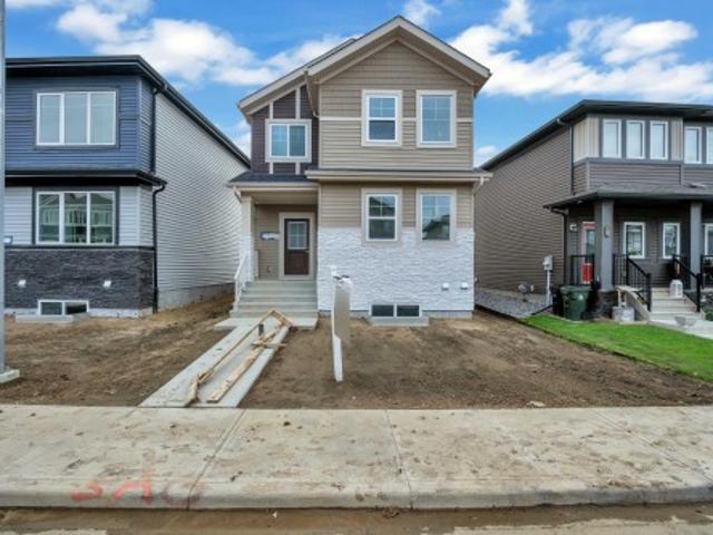 House for sale in Spruce Grove, Alberta