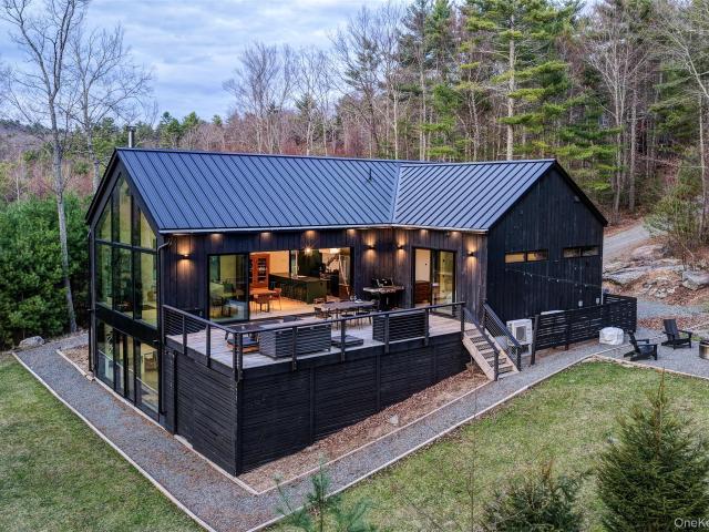 House for sale in Barryville, New York