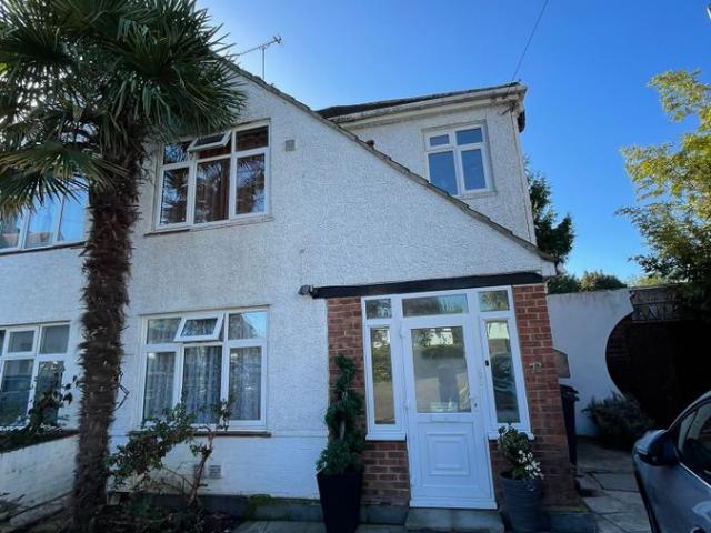 Apartment for rent in London Borough of Hounslow, Greater London
