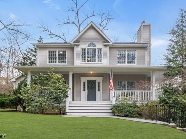 House for sale in Gillette, New Jersey