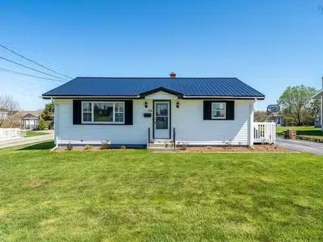 House for sale in Yarmouth, Nova Scotia