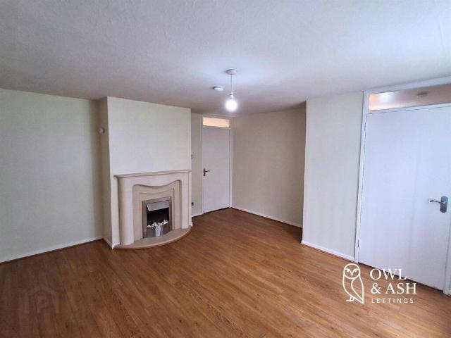 Townhouse for rent in Lisburn, Northern Ireland