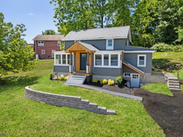 House for sale in Netcong, New Jersey