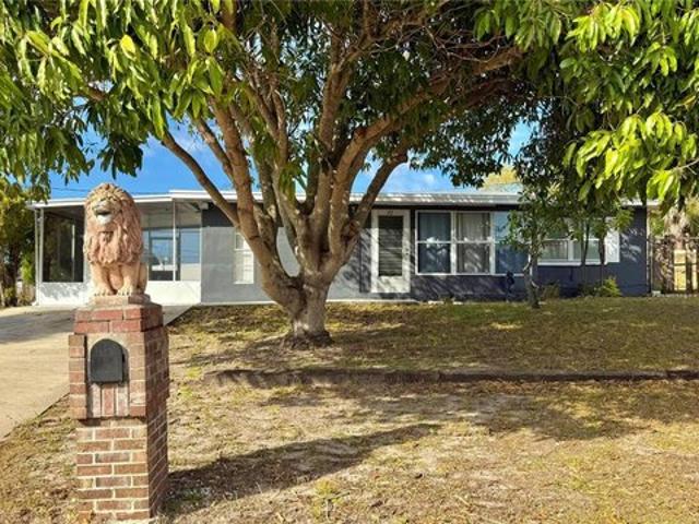 House for sale in Crystal Beach, Florida