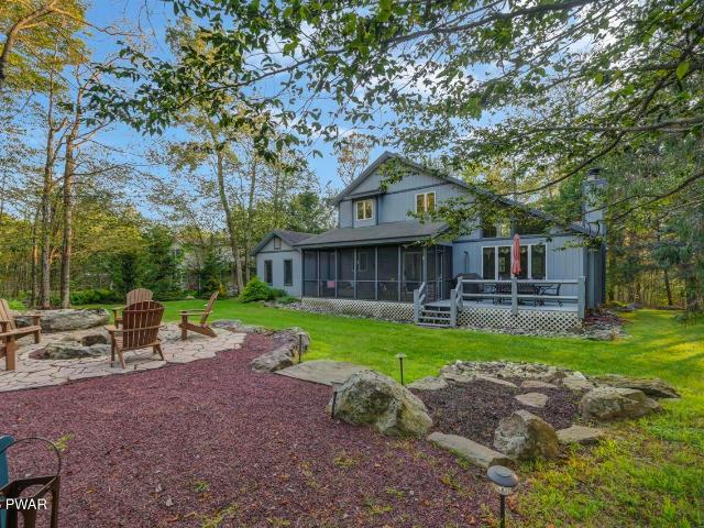 House for sale in Newfoundland, Pennsylvania