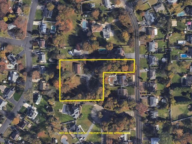 House for sale in Bohemia, New York