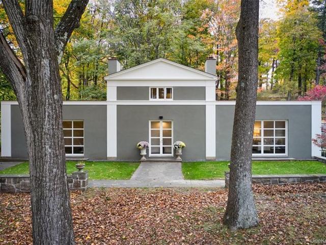 House for sale in Southfields, New York