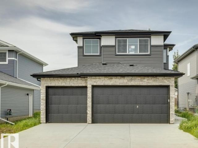 House for sale in Town of Gibbons, Gibbons