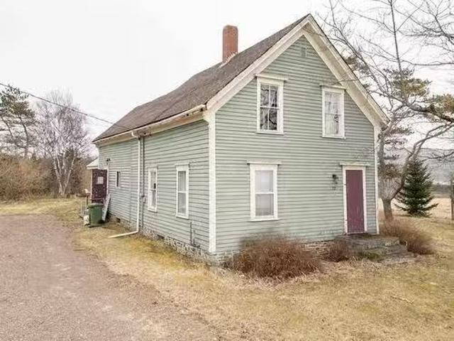 House for sale in Advocate Harbour, Nova Scotia