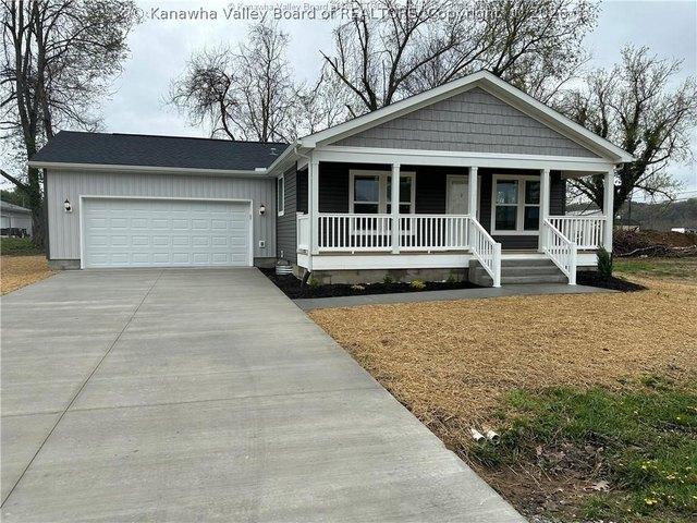 House for sale in Point Pleasant, West Virginia