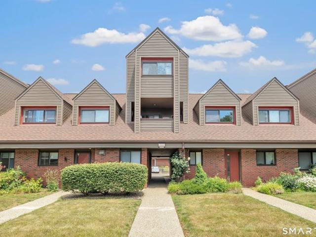 Townhouse for sale in Branford, Connecticut