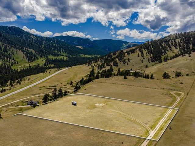 Land for sale in Wyoming
