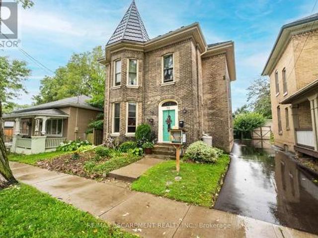 House for sale in Brant, Ontario