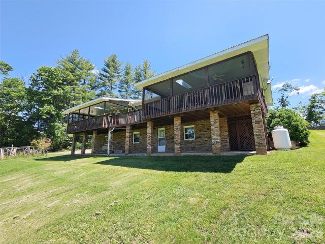 House for sale in Spruce Pine, North Carolina
