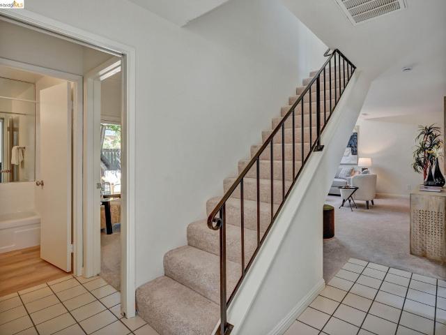 Townhouse for sale in Pleasant Hill, California