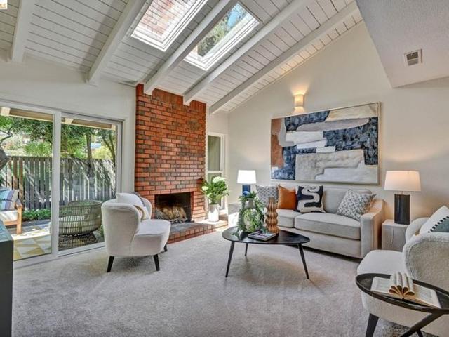 Townhouse for sale in Pleasant Hill, Contra Costa County