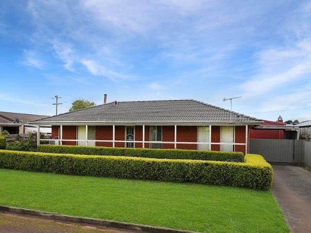 House for rent in Heywood, Victoria