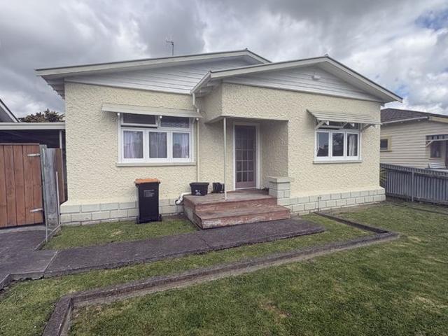 House for rent in Takaro, Palmerston North