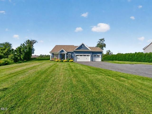 House for sale in Saratoga, New York