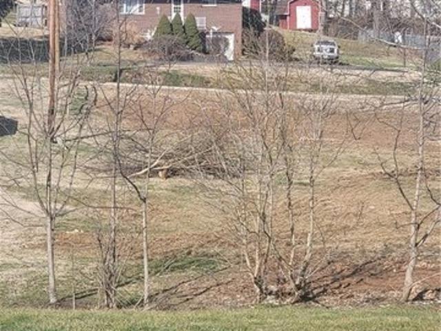 Land for sale in Scott Depot, West Virginia