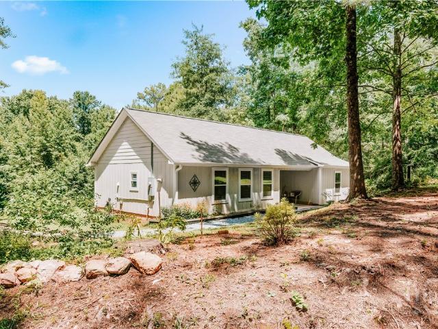 House for sale in Colbert, Georgia