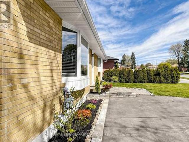House for sale in Bradford West Gwillimbury, Ontario