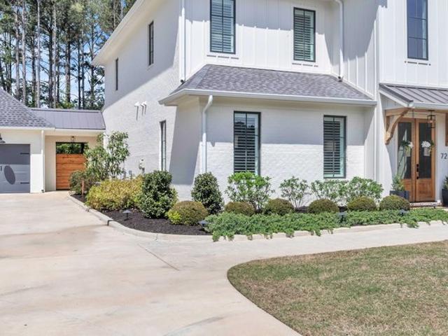 Townhouse for sale in West Point, Mississippi