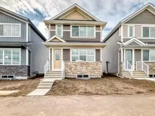 House for sale in Okotoks, Alberta