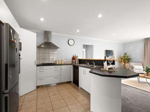 House for sale in Huntington, Hamilton City