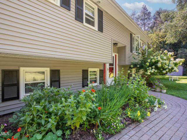 House for sale in Alcove, New York
