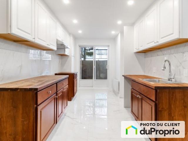 Apartment for rent in Sainte-Thérèse, Laurentides