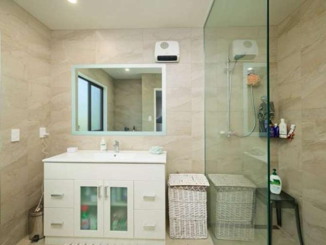 Property for sale in Marlborough