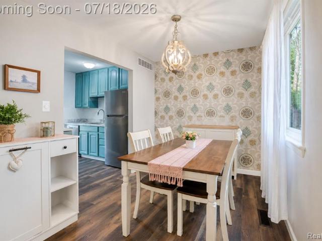 Condo for sale in Davisburg, Michigan