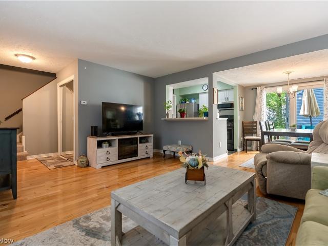 Condo for sale in Northfield Woods, Northfield