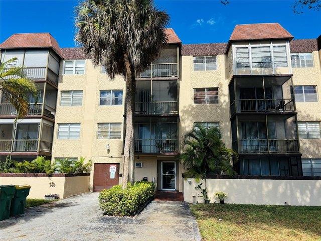 Condo for sale in Plantation, Florida