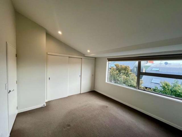 Townhouse for rent in Parnell