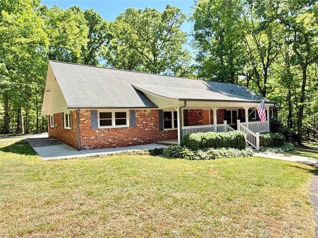 House for sale in Fairburn, Georgia