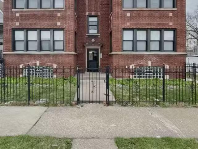 House for rent in Chicago